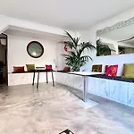 Coliving *