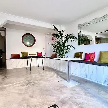 Coliving Type Hostal *
